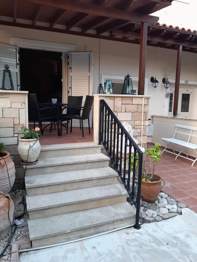 Limnaria Deluxe Maisonette Pafos Exterior foto